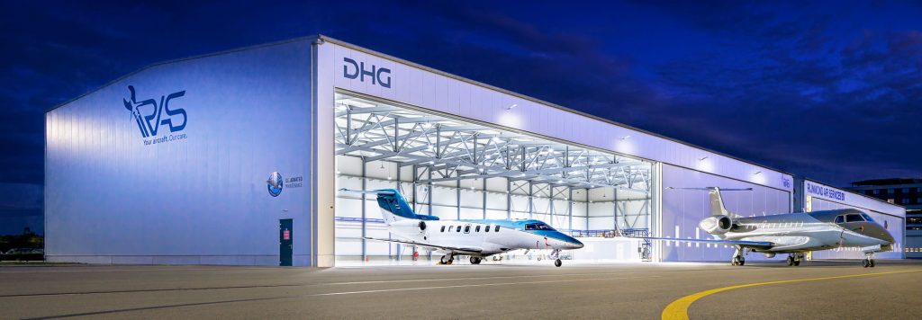 About Rijnmond Air Services